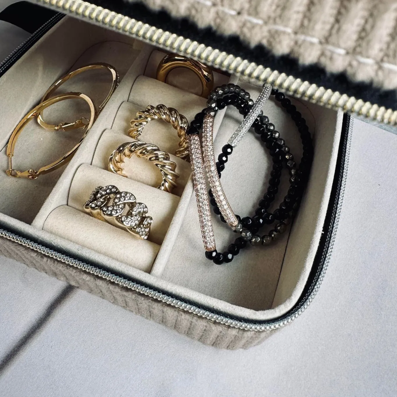 VIAMAJA Armbånd<Armbånd Maja ONYX m. forgyldt sterling silver
