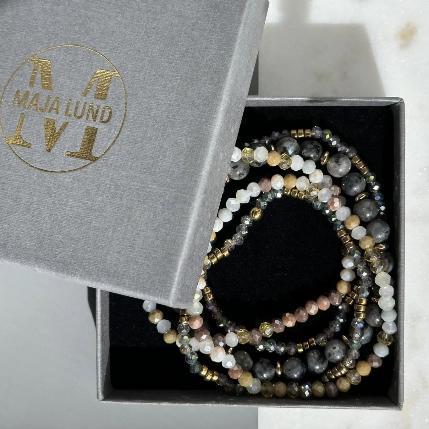 VIAMAJA Armbånd<Armbånd MICHELLE Stone – Sæt med 5 armbånd