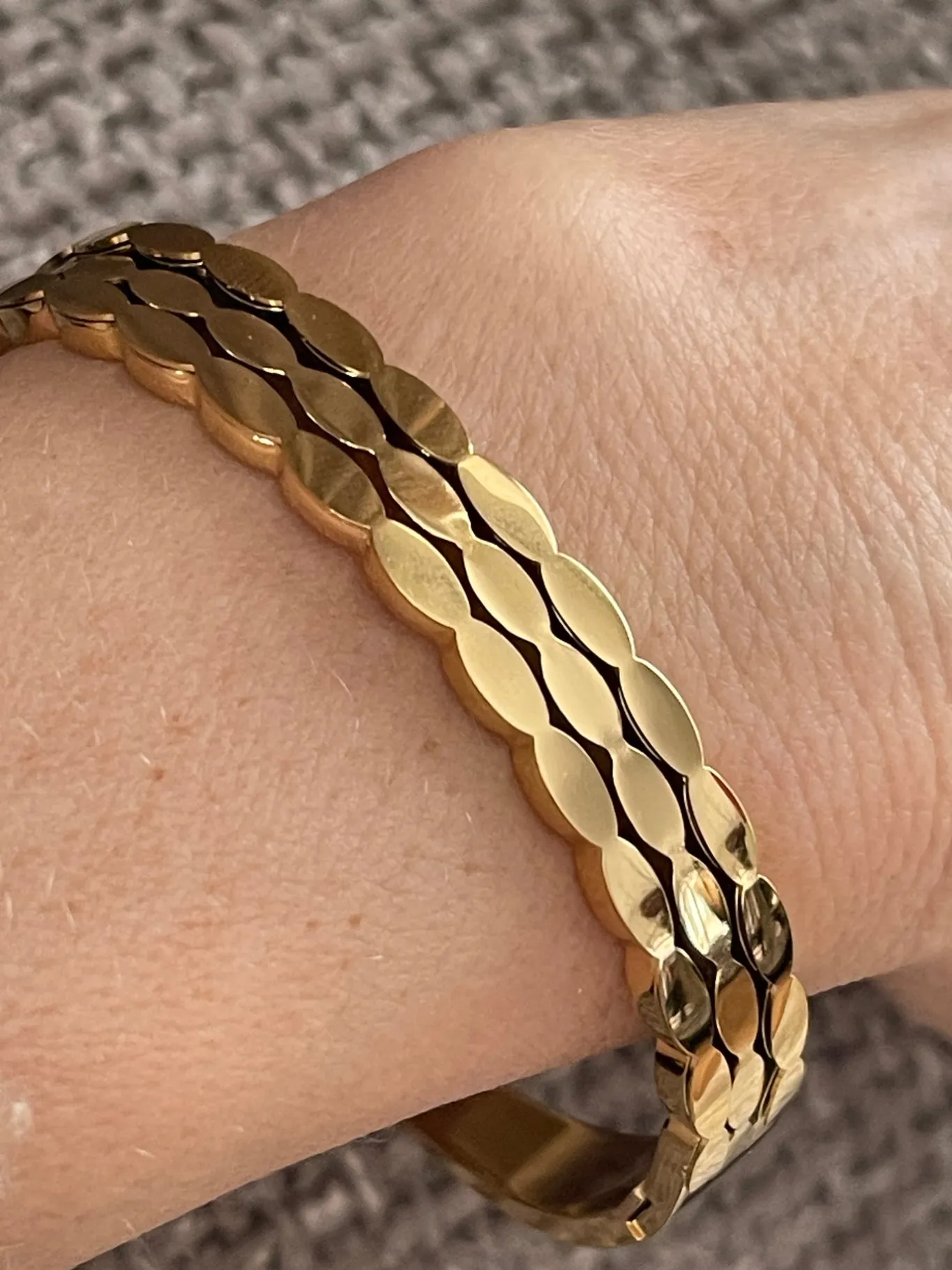 VIAMAJA Armbånd|Armringe<Armring LUCCIA forgyldt
