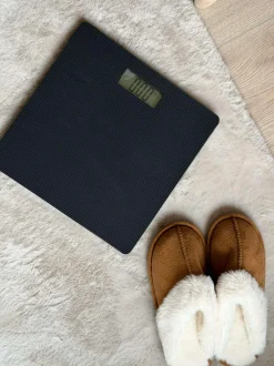 VIAMAJA Badeaccessories|Tilbehør Til Badeværelse<Badevægt i glas - flere farver