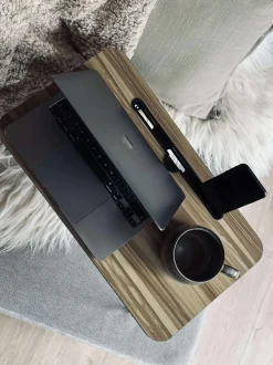 VIAMAJA Kontorartikler|Div. Kontor<Bakkebord med holder til ipad / telefon