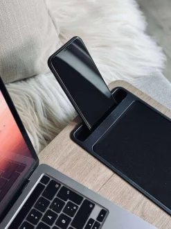 VIAMAJA Kontorartikler|Div. Kontor<Bakkebord til laptop og telefon