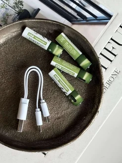 VIAMAJA Lys Og Led|Led Genopladelige<Batterier - Genopladelige AAA