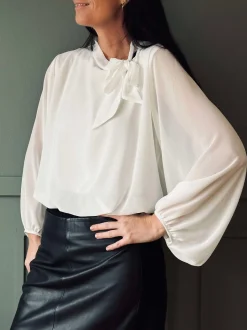 VIAMAJA Bluser<Bluse m. Sløjfe - White