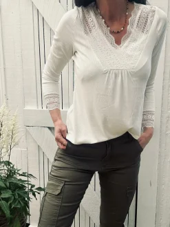 VIAMAJA Bluser<Bluse med blonde – White