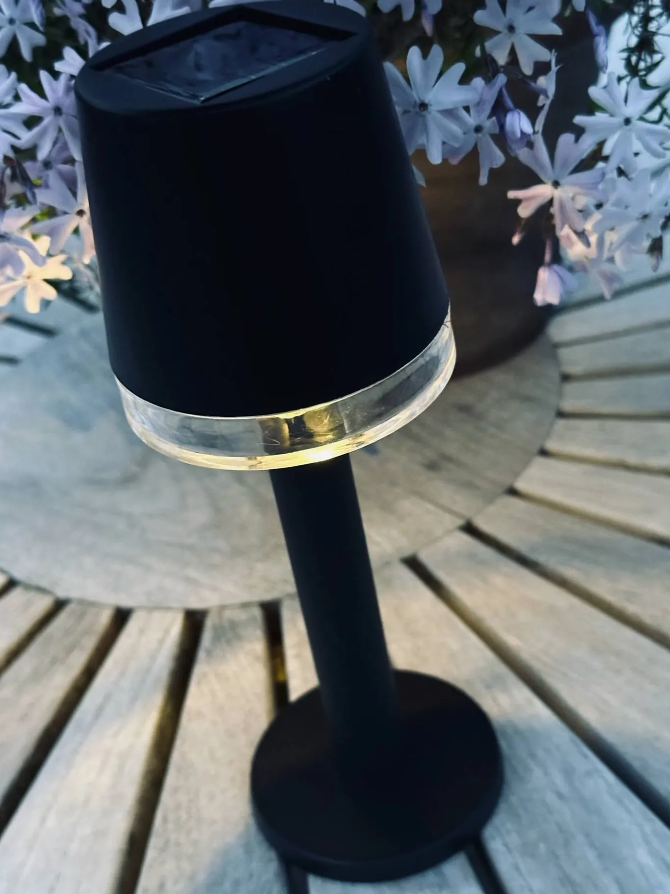 VIAMAJA Udendørs Led|Led Solceller<Bordlampe KIA solar
