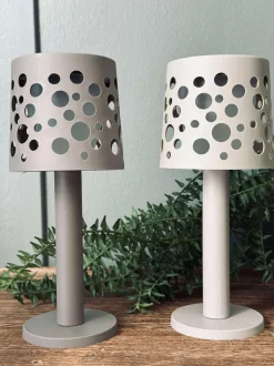 VIAMAJA Lys Og Led|Udendørs Led<Bordlampe med solceller - Mørk beige