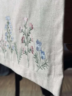 VIAMAJA Duge Og Mundservietter<Bordløber flower broderi - Hørlook