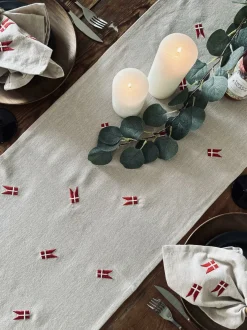 VIAMAJA Duge Og Mundservietter|Højtider<Bordløber med flag – Flere størrelser