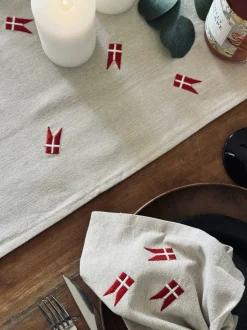 VIAMAJA Duge Og Mundservietter|Højtider<Bordløber med flag – Flere størrelser