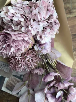 VIAMAJA Blomster<Buket med hortensia - Syren / pink