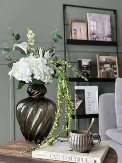 VIAMAJA Blomster<Buket med hvid hortensia
