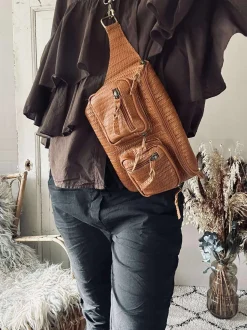 VIAMAJA Bæltetasker<Bumbag Kaya - Cognac flet