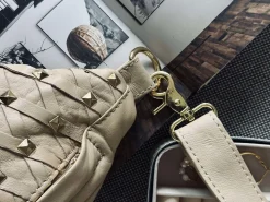VIAMAJA Clutch|Håndtasker<Bumbag Vanila gold