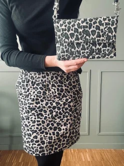 VIAMAJA Clutch|Håndtasker<Clutch Grey leopard leather