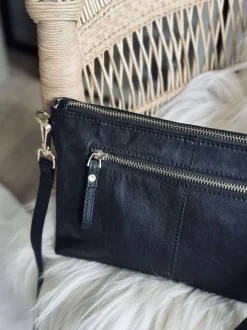 VIAMAJA Clutch<Clutch i sort skind