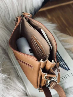 VIAMAJA Clutch|Restparti<Clutch Mille cognac