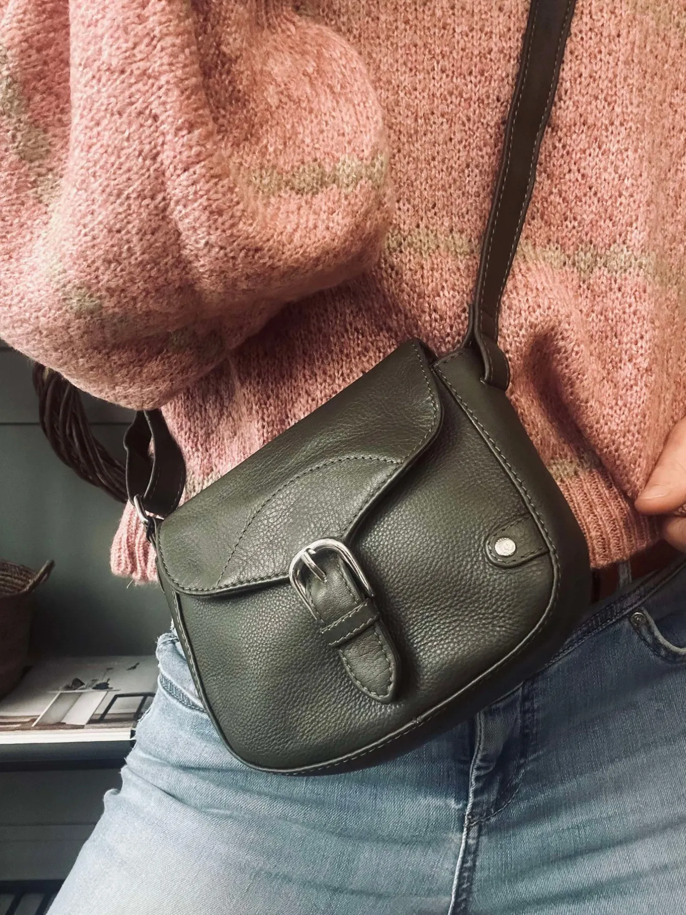 VIAMAJA Cross Body|Læder Tasker<Crossbody Aura Army