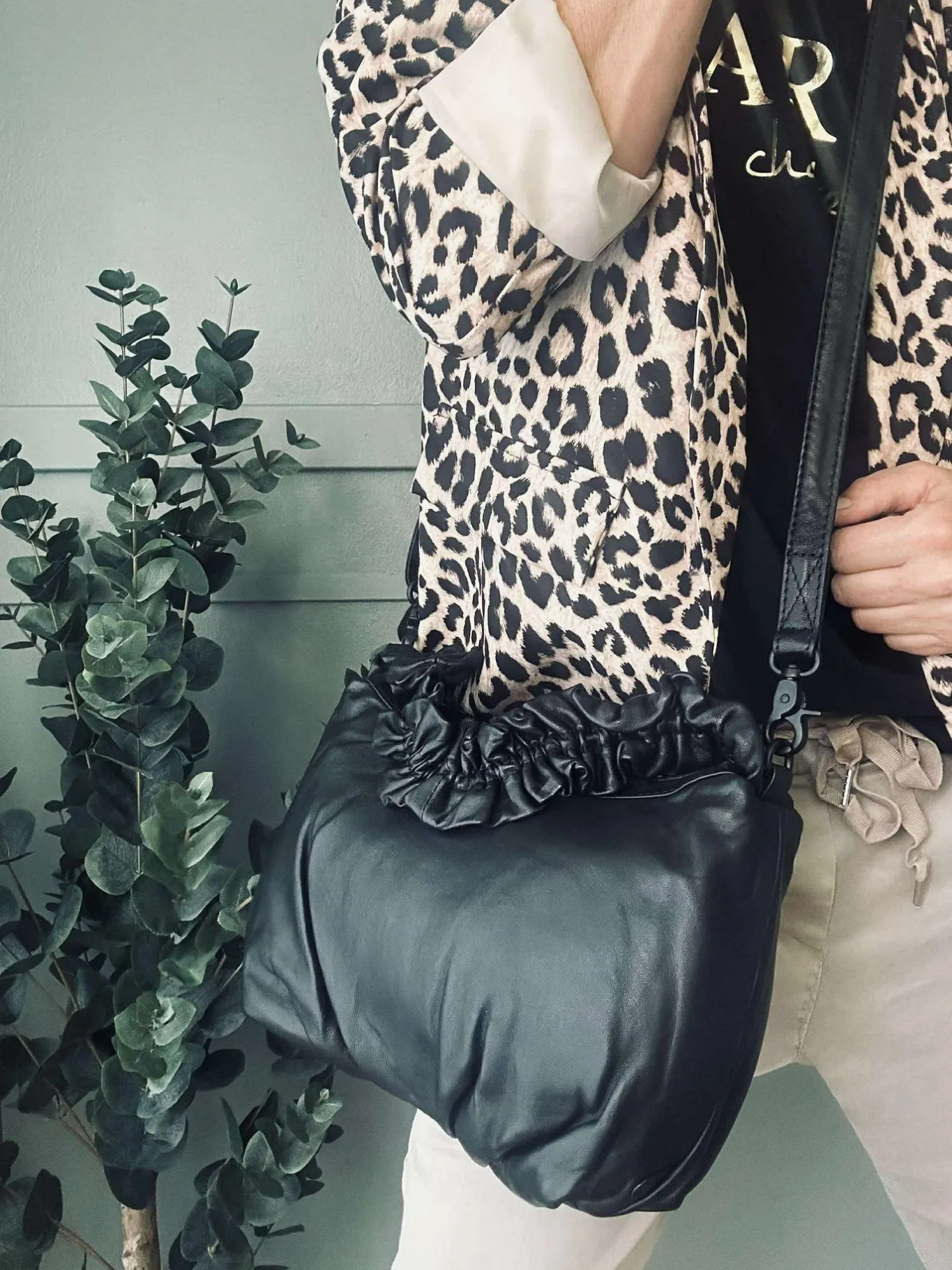 VIAMAJA Cross Body|Læder Tasker<Crossbody i lækker læderkvalitet