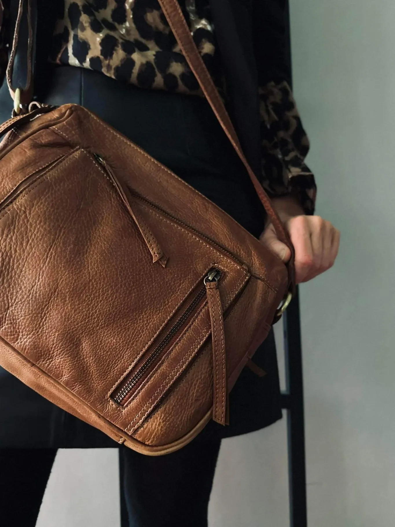VIAMAJA Cross Body|Læder Tasker<Crossbody Raw Boheme Big – Cognac