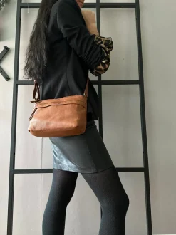 VIAMAJA Cross Body|Læder Tasker<Crossbody Raw Boheme Medium – Cognac