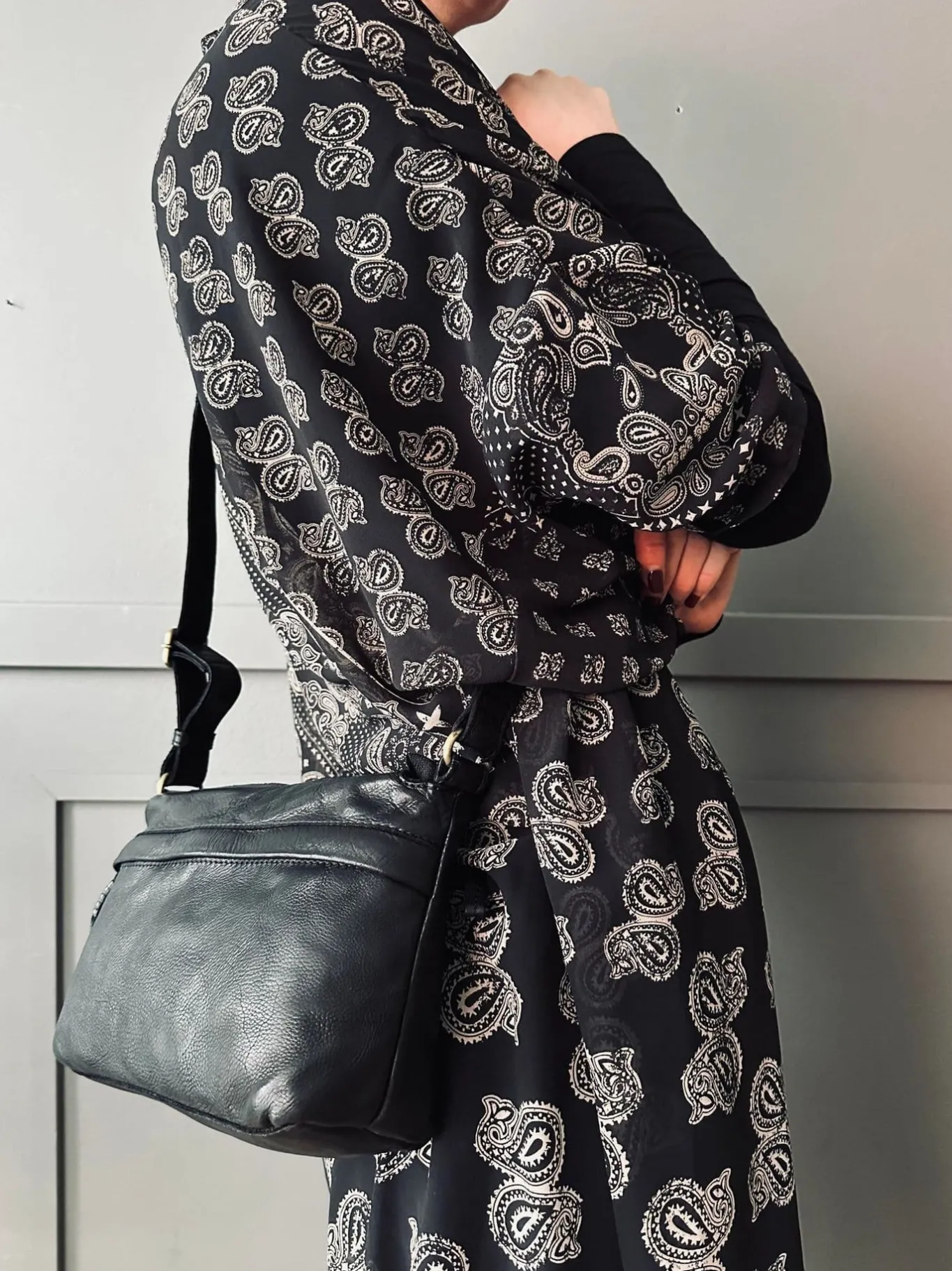 VIAMAJA Cross Body|Læder Tasker<Crossbody Raw Boheme Medium – Black