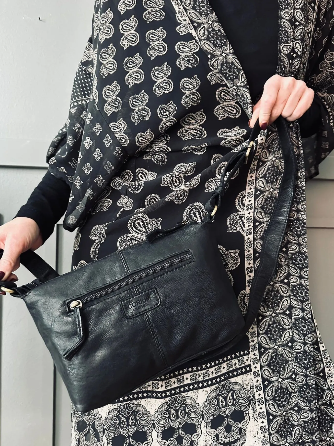 VIAMAJA Cross Body|Læder Tasker<Crossbody Raw Boheme Medium – Black
