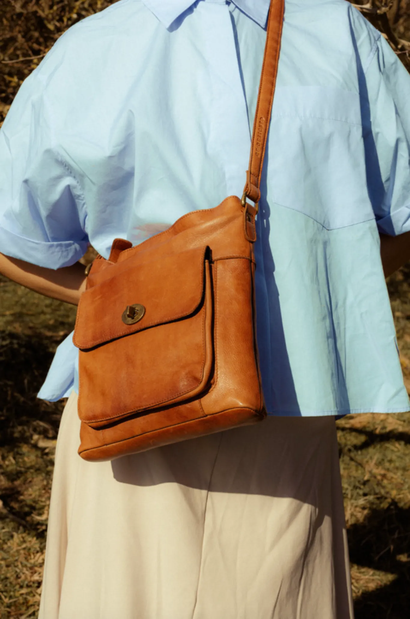 VIAMAJA Cross Body|Skuldertasker<Crossover JACO Cognac - Blød skind
