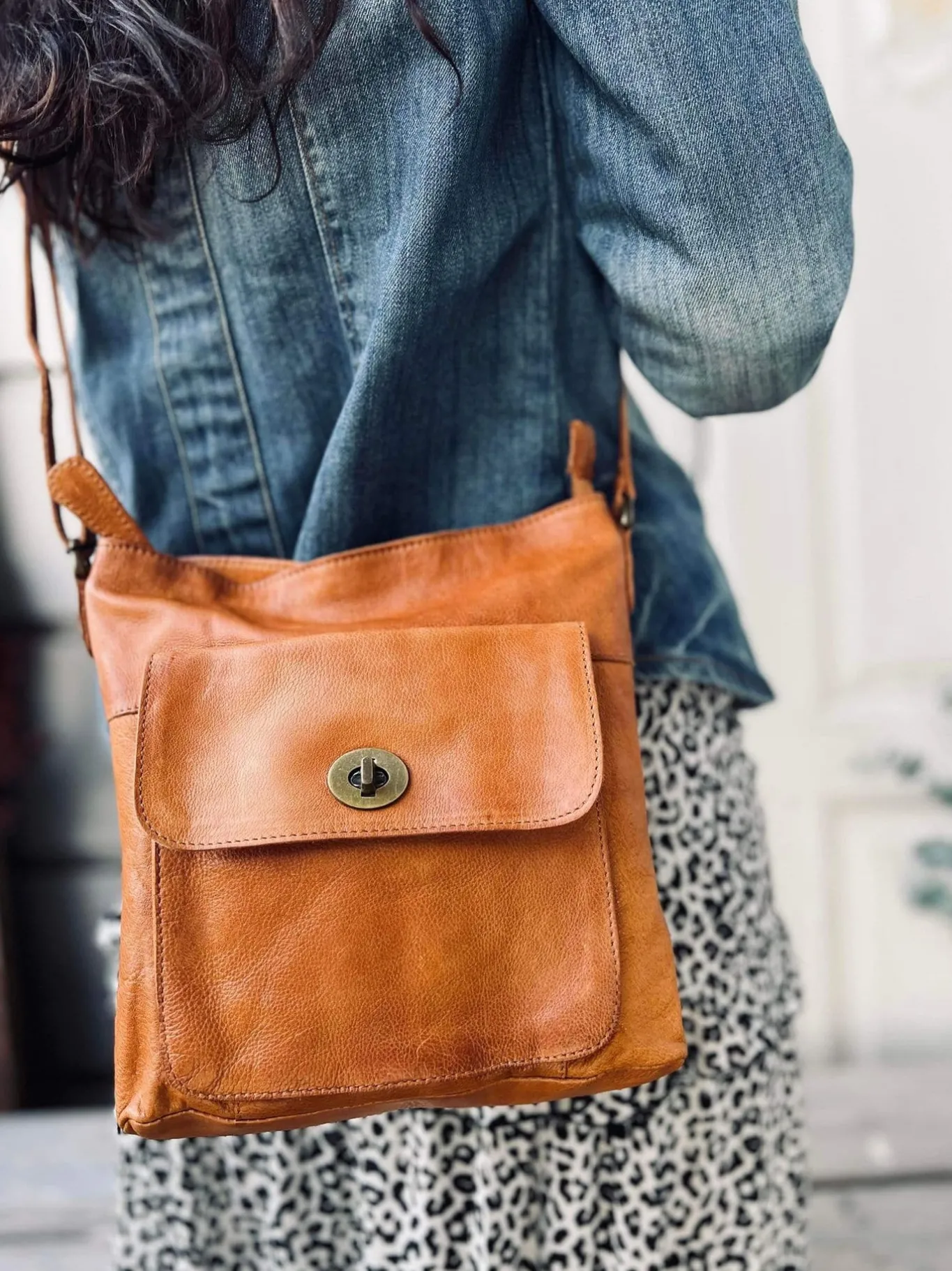 VIAMAJA Cross Body|Skuldertasker<Crossover JACO Cognac - Blød skind