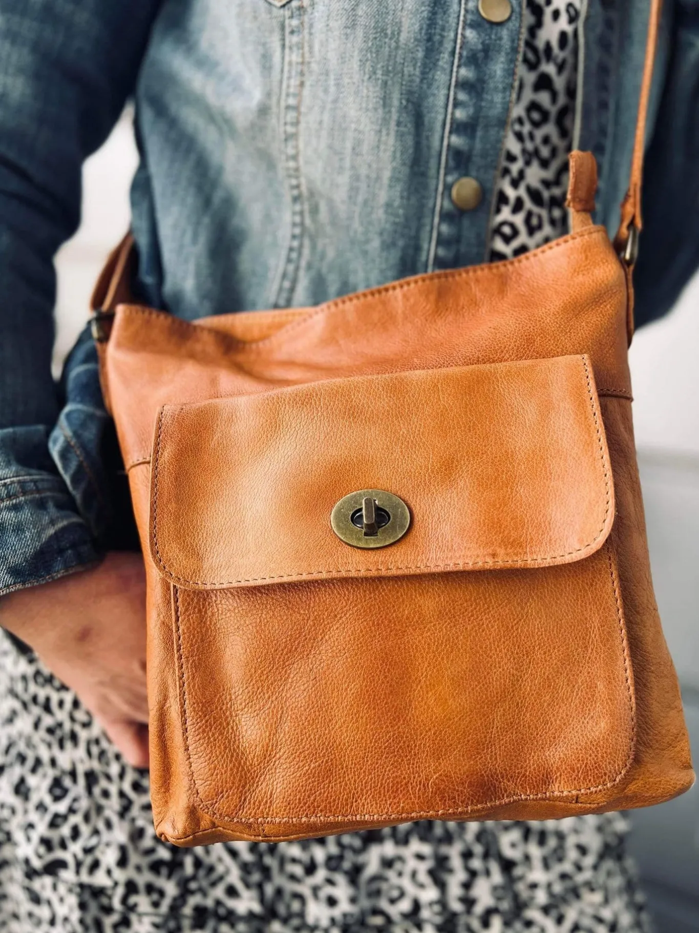 VIAMAJA Cross Body|Skuldertasker<Crossover JACO Cognac - Blød skind