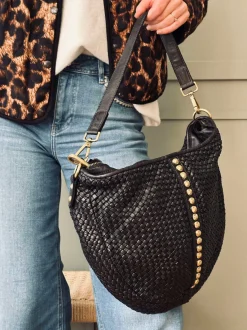 VIAMAJA Cross Body|Skuldertasker<Crossover JOMA flet og nitter - Black