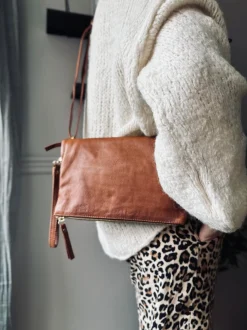 VIAMAJA Cross Body|Læder Tasker<Crossover Marie Walnut