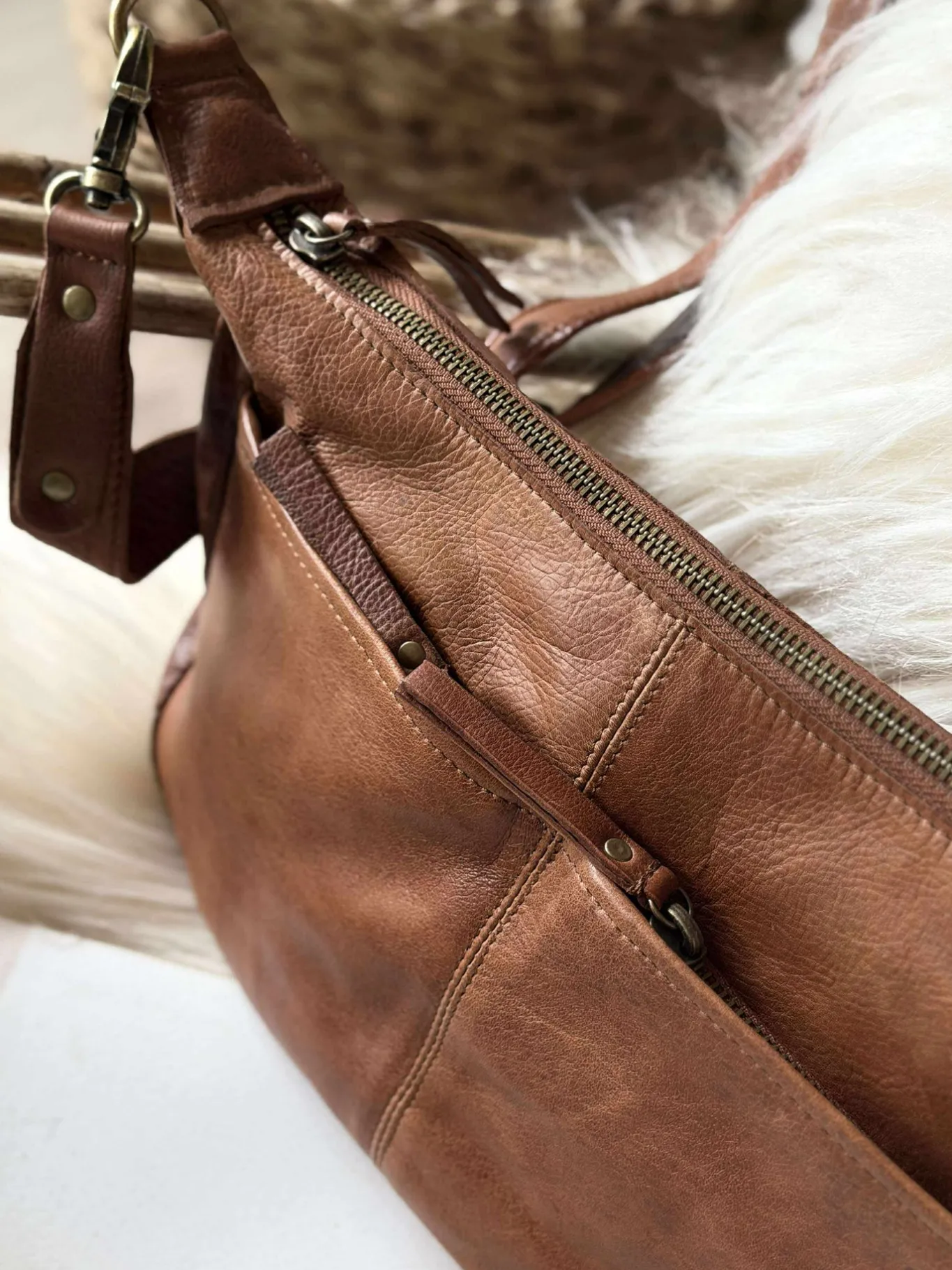 VIAMAJA Clutch|Cross Body<Crossover Mivi Small - Walnut