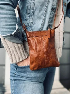 VIAMAJA Cross Body|Læder Tasker<Crossover mobiltaske - OLINE Walnut