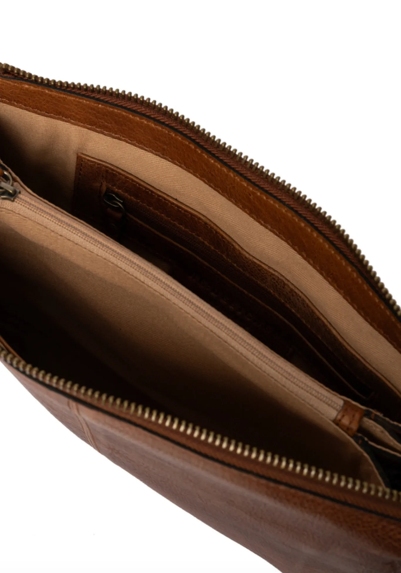 VIAMAJA Clutch|Cross Body<Crossover Myn - Walnut