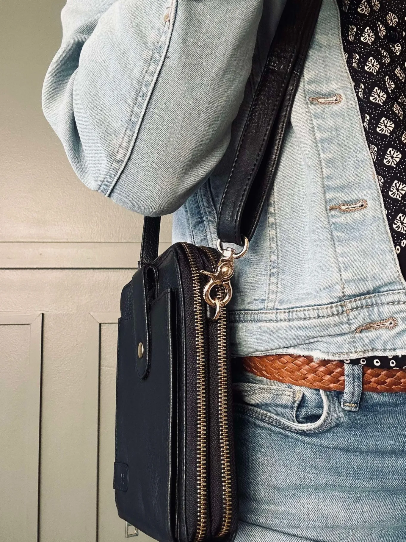 VIAMAJA Cross Body|Skuldertasker<Crossover Posh - Black / Gold