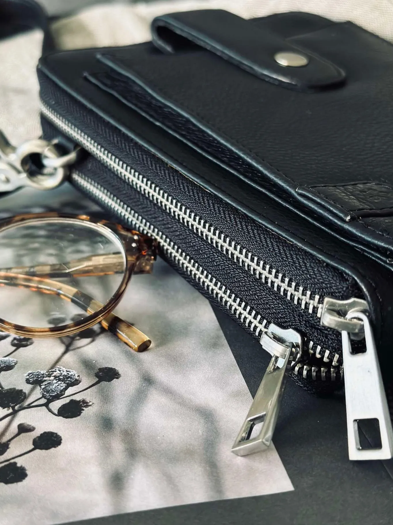 VIAMAJA Cross Body|Skuldertasker<Crossover Posh - Black / Silver