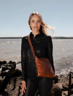 VIAMAJA Cross Body|Skuldertasker<Crossover Tania Walnut