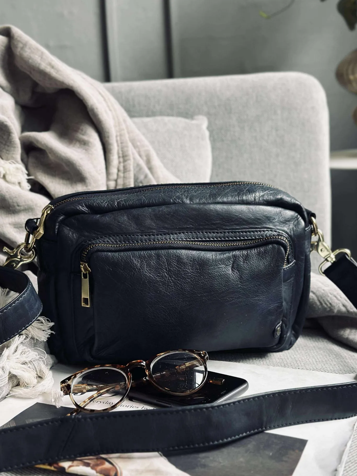 VIAMAJA Cross Body|Skuldertasker<Crossover TINO - Midnight Blue