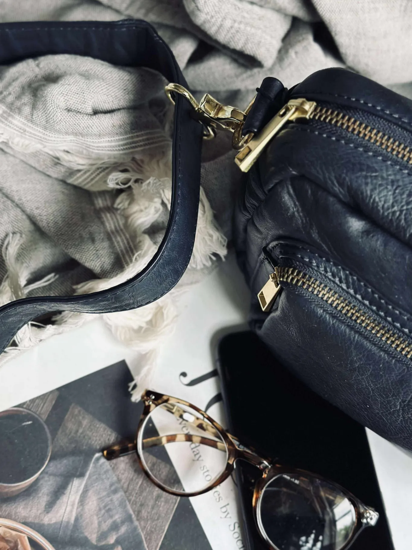 VIAMAJA Cross Body|Skuldertasker<Crossover TINO - Midnight Blue