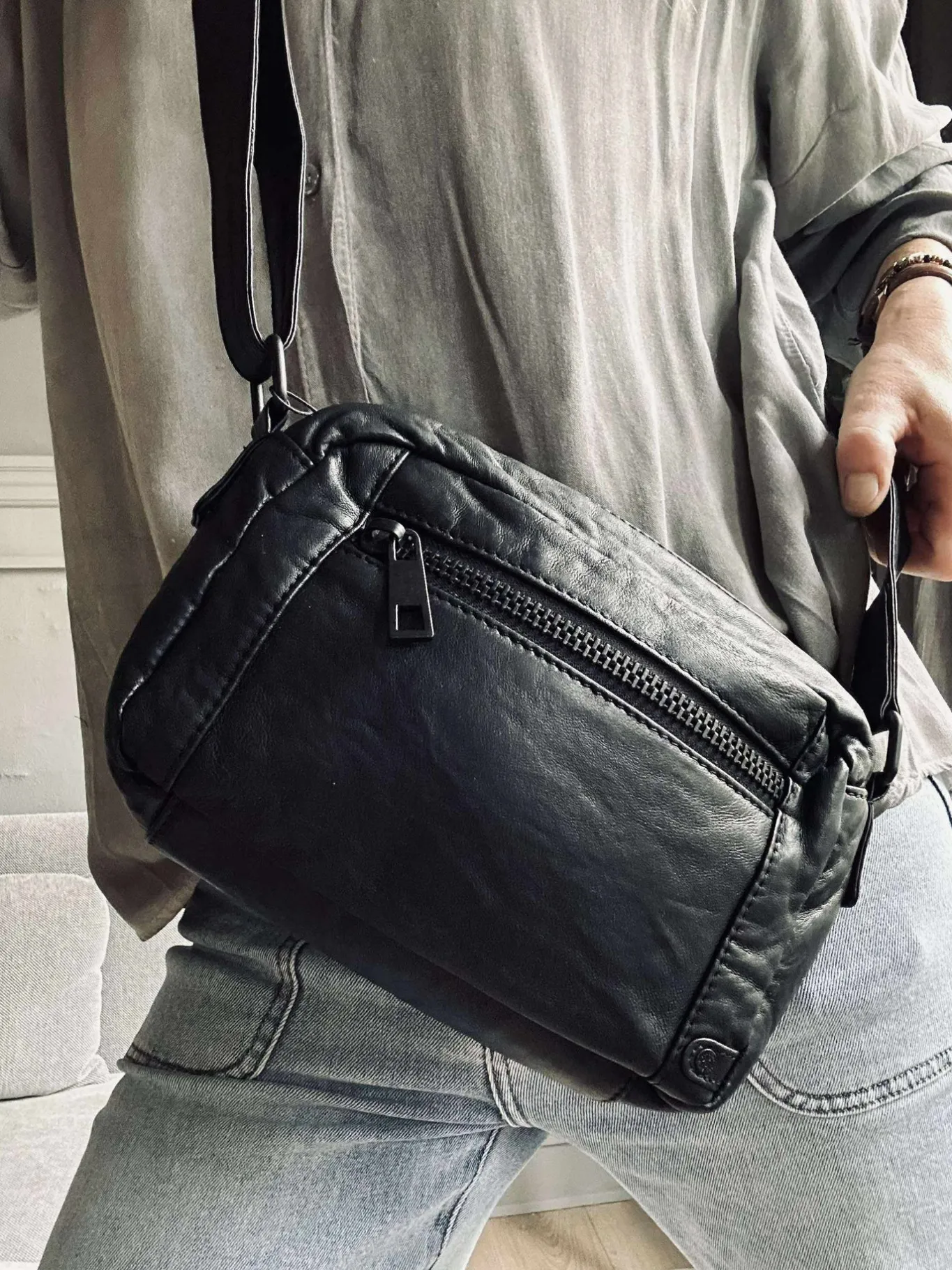 VIAMAJA Cross Body|Læder Tasker<Crossover Unisex - Black / black