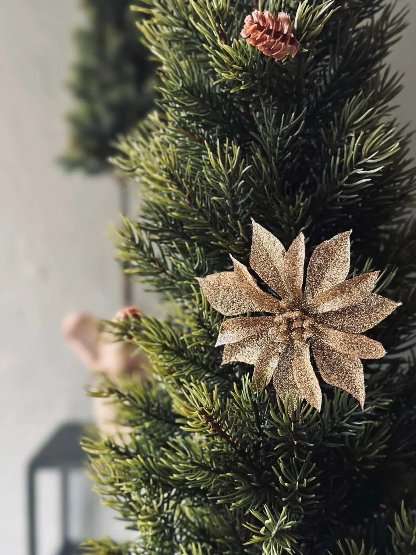 VIAMAJA Duge Og Mundservietter|Jul<Deco blomster med glimmer - 4 stk