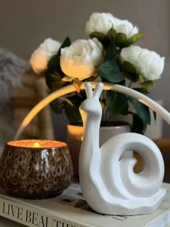 VIAMAJA Interiør|Pynte Genstande<Deco snegl - Hvid eller beige