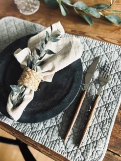 VIAMAJA Dækkeservietter|Restparti<Dækkeserviet STONE-WASHED Quilt – Nordic grey