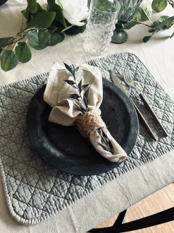 VIAMAJA Dækkeservietter|Restparti<Dækkeserviet STONE-WASHED Quilt – Nordic grey