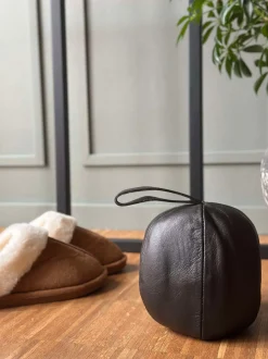 VIAMAJA Dørstopper<Dørstopper læder - Brun
