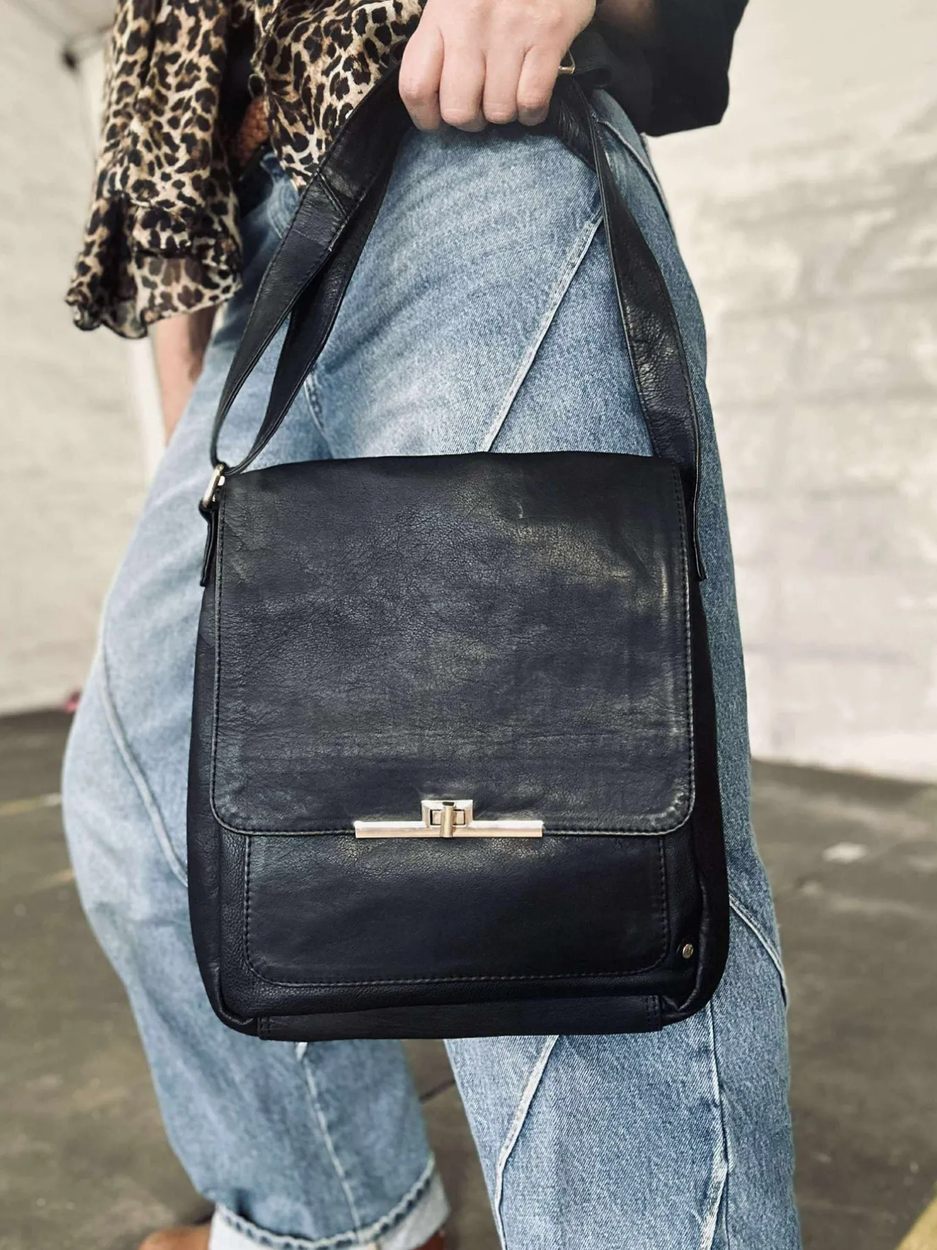 VIAMAJA Cross Body|Læder Tasker<Elegant skuldertaske - Kalveskind