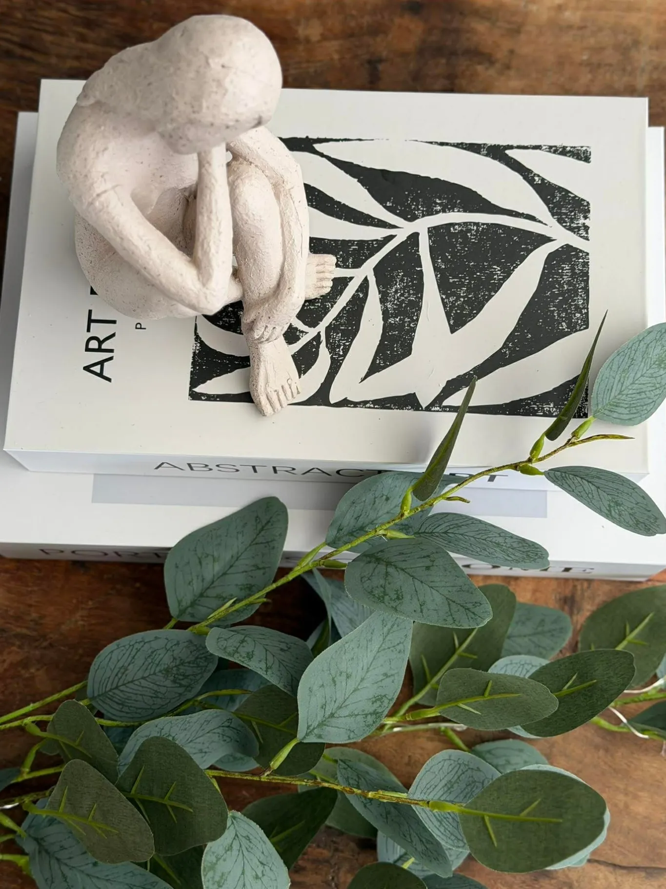 VIAMAJA Blomster<Eucalyptus gren med lys - 100cm