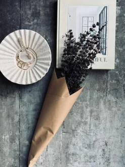 VIAMAJA Blomster<Evighedsbuket Lyng