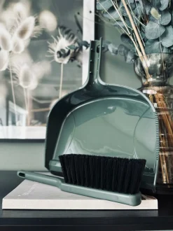 VIAMAJA Diverse Haveliv<Fejebakke med kost – BIG SIZE Recycling plast